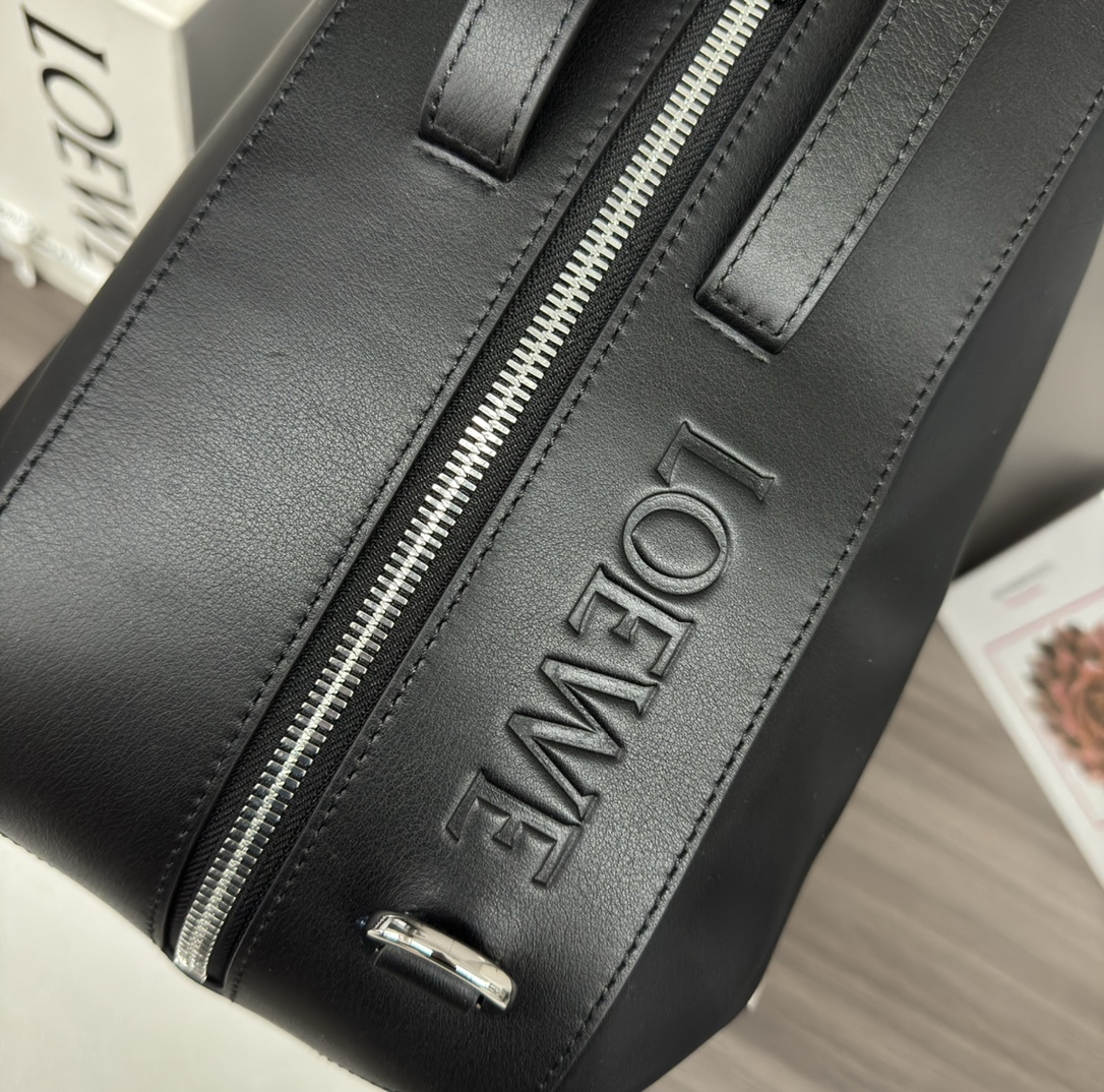 ロエベ「Loewe」Flex バックパック