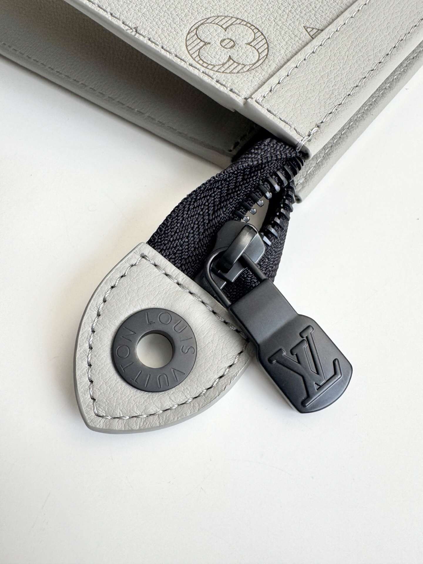 ルイ・ヴィトン「Louis Vuitton」ポシェット･ヴォワヤージュ MM