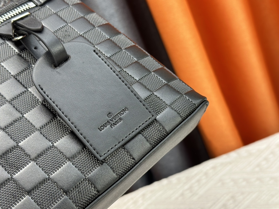 ルイ・ヴィトン「Louis Vuitton」エアログラム TAKEOFF ハンドポーチ