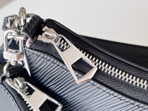 LOUIS VUITTON  Marelliniマレリーニ m20998