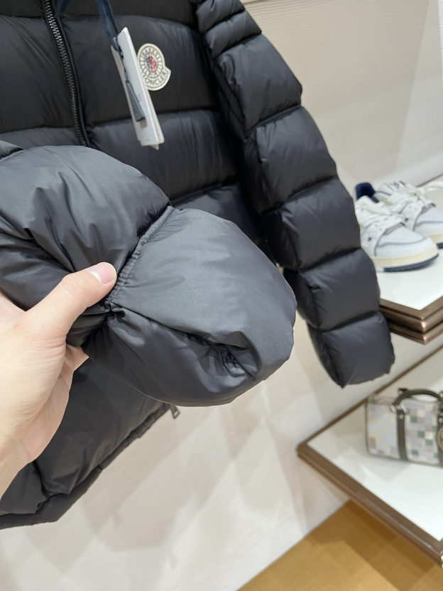 モンクレール「Moncler」 2025 サマージャケット