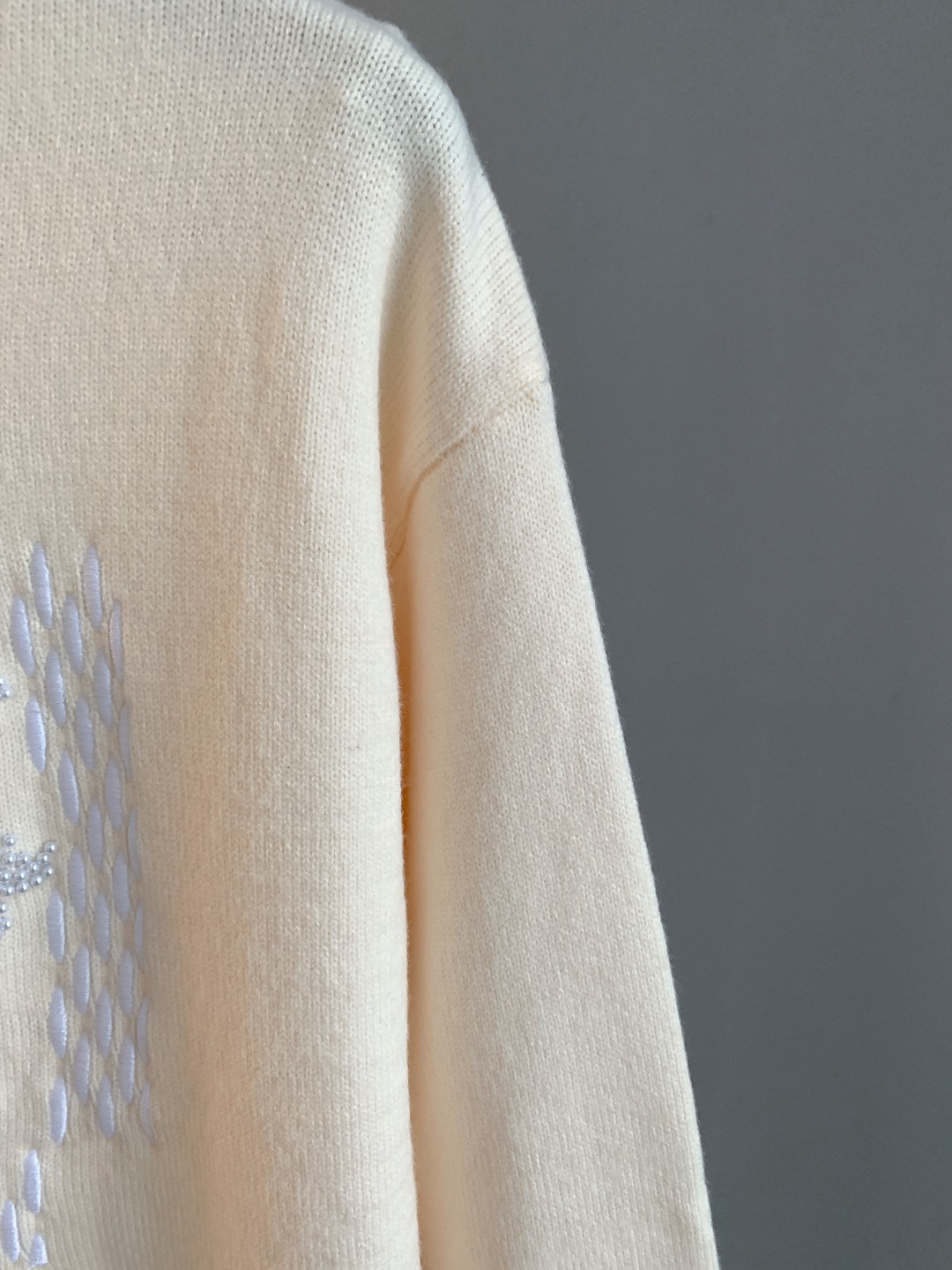 ルイ・ヴィトン「Louis Vuitton」ラウンドネックセーター