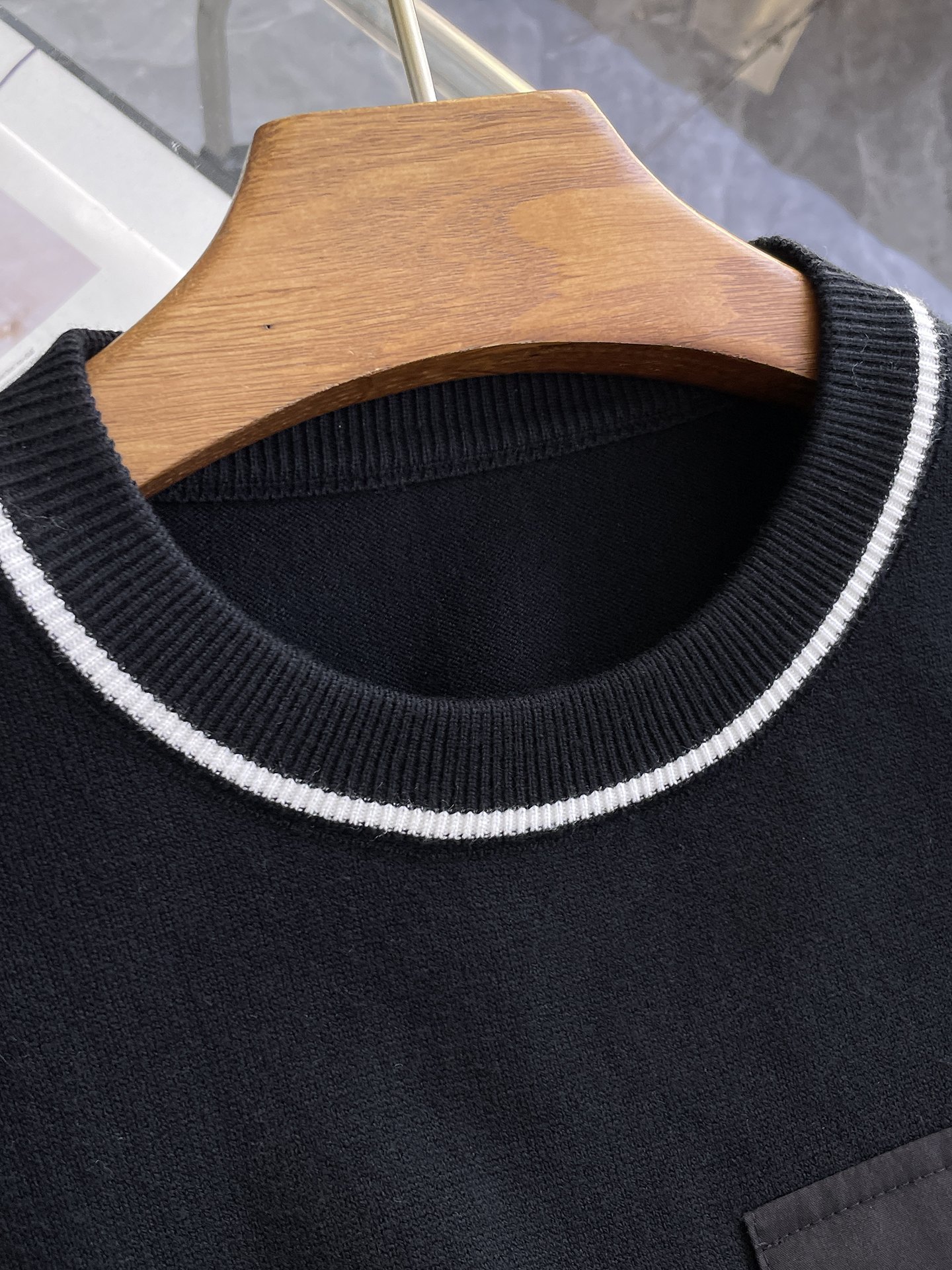 エルメス「Hermès」秋冬用ウール混紡クルーネックニットセーター