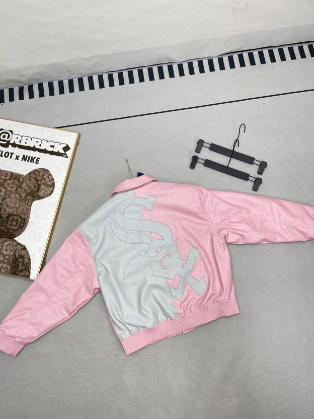 シュプリーム「Supreme x Chicago White Sox」コラボレーション レザージャケット