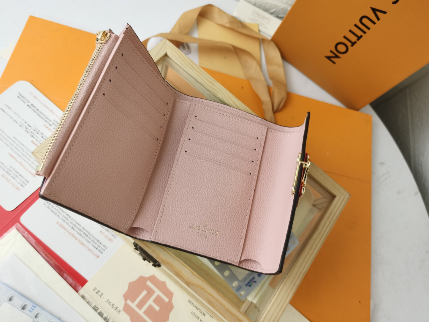 ルイ・ヴィトン(Louis Vuitton) ポルトフォイユパラス コンパクト