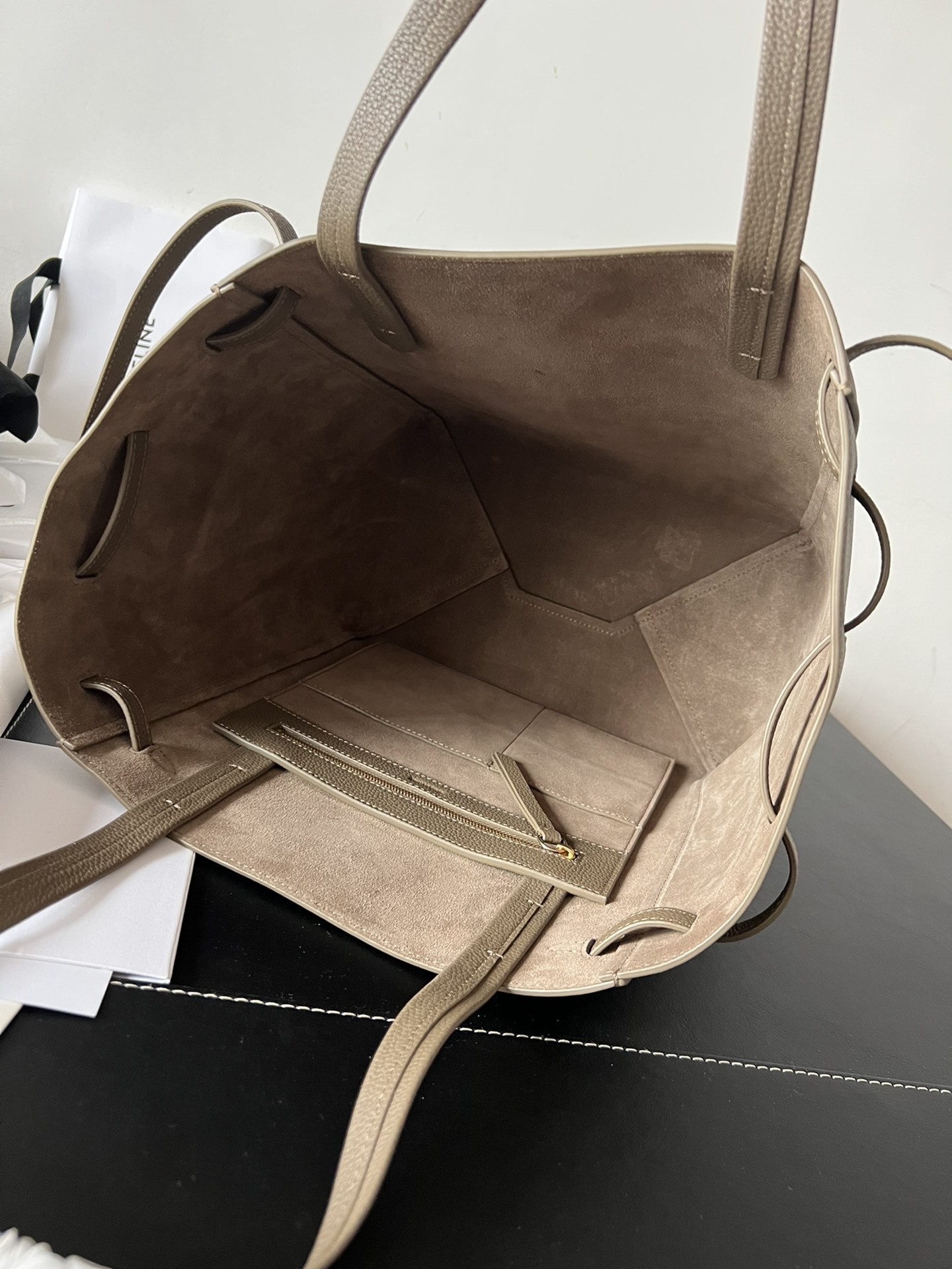 セリーヌ「Celine」CABAS PHANTOM トートバッグ