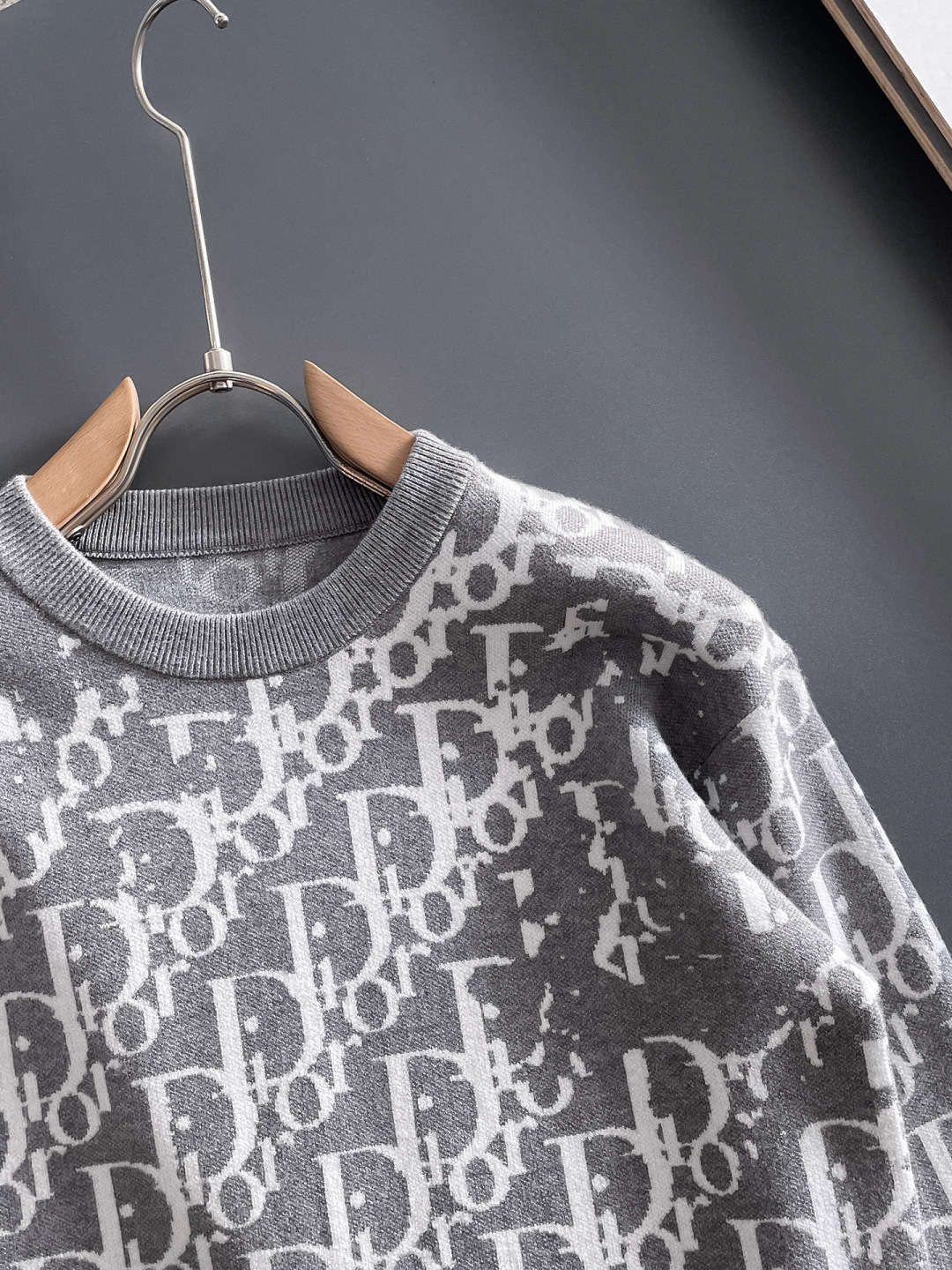 ディオール「Dior」秋冬新作ニットクルーネックセーター