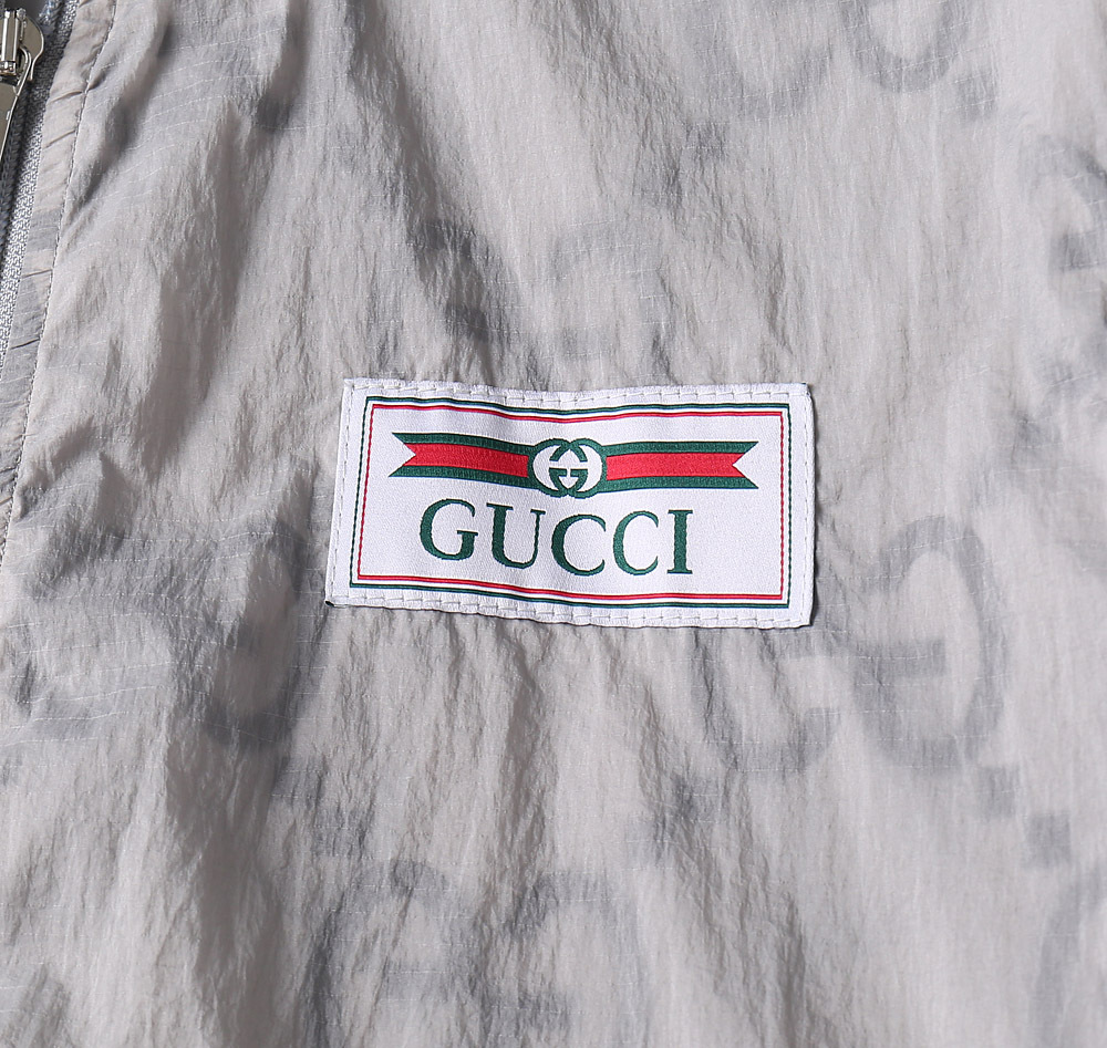 グッチ「Gucci」ファッショナブルなジャケット