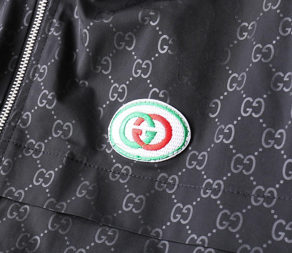 グッチ「Gucci 」秋冬新作メンズフード付きジャケット
