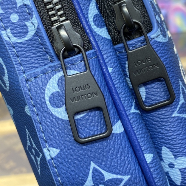 ルイ・ヴィトン「Louis Vuitton」Avenue ショルダーバッグ＆クロスボディバッグ