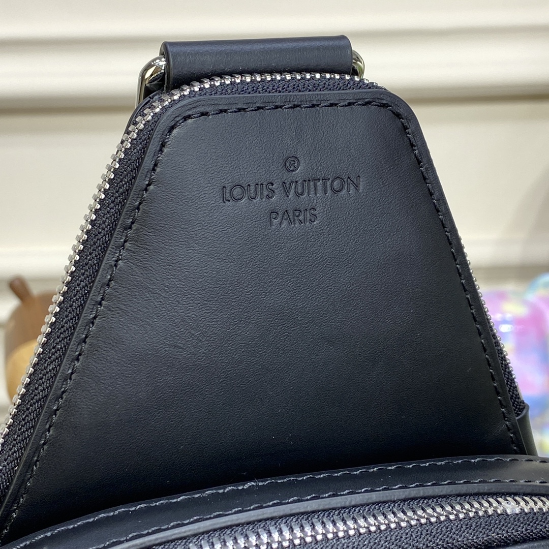 ルイ・ヴィトン「Louis Vuitton」Avenue ショルダーバッグ＆クロスボディバッグ