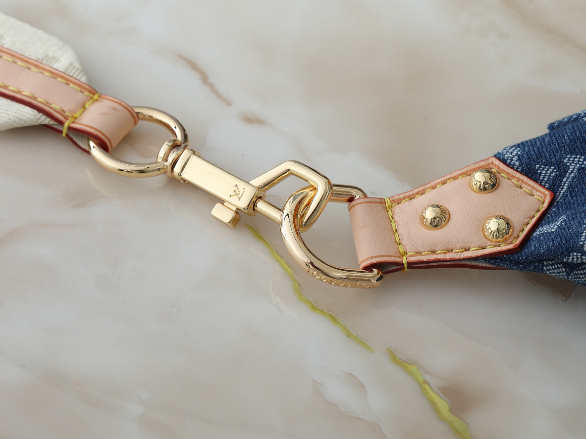 ルイ・ヴィトン「Louis Vuitton」デニムウエストポーチ