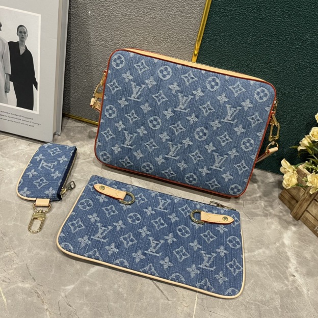 ルイ・ヴィトン「Louis Vuitton」新作 Trio メッセンジャーバッグ