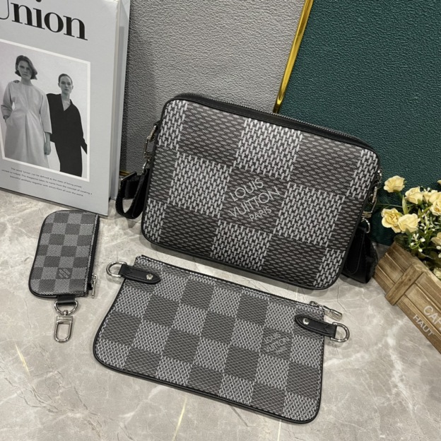 ルイ・ヴィトン「Louis Vuitton」新作 Trio メッセンジャーバッグ