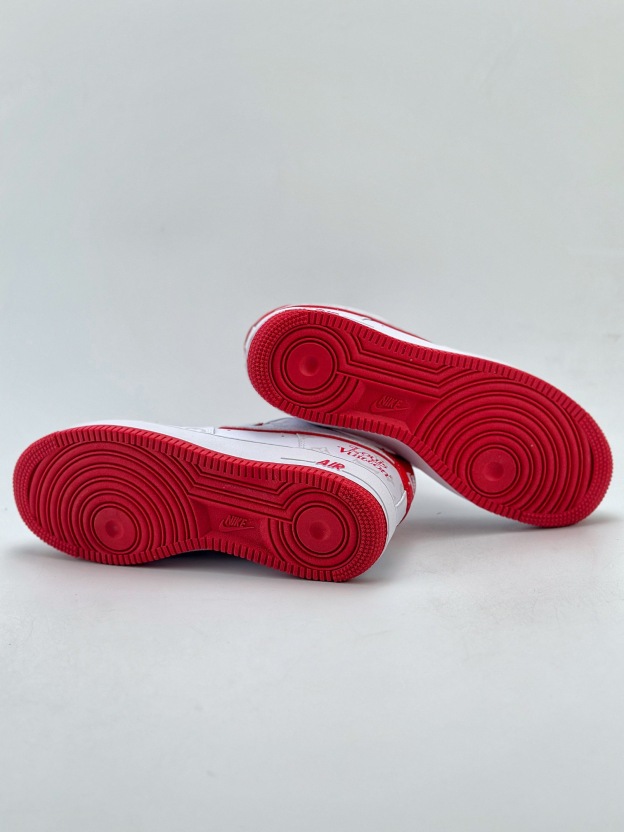 「コラボモデル」Louis Vuitton x Nike Air Force 1 Low スニーカー