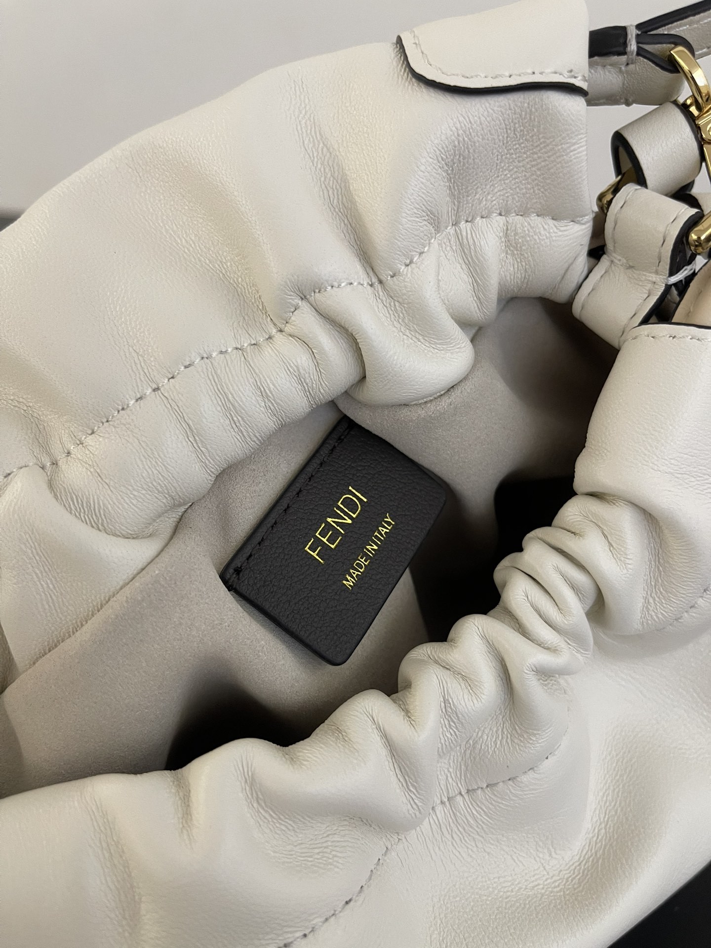 フェンディ「Fendi」ママバゲット ハンドバッグ