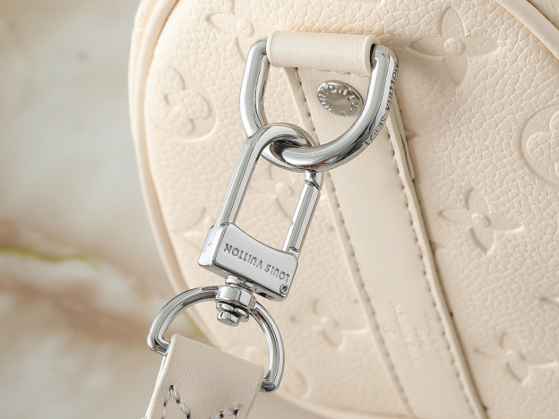 ルイ・ヴィトン キーポル･バンドリエール 25