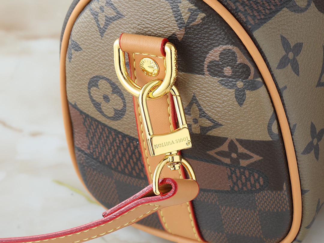 ルイ・ヴィトン キーポル･バンドリエール 25