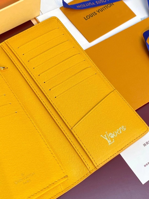 ルイ・ヴィトン ポルトフォイユ･ブラザ ウォレット