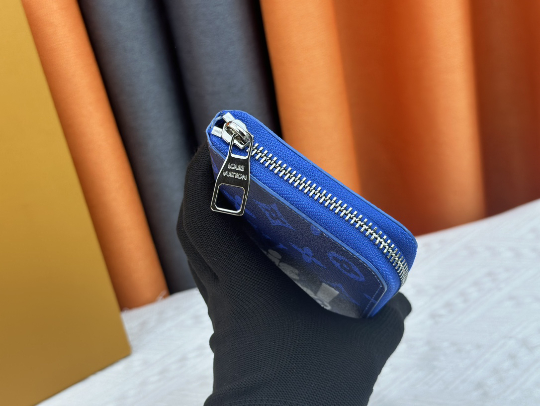 ルイ・ヴィトン ジッピー ウォレット･ヴァーティカル「エブリデイ LV 限定モデル」