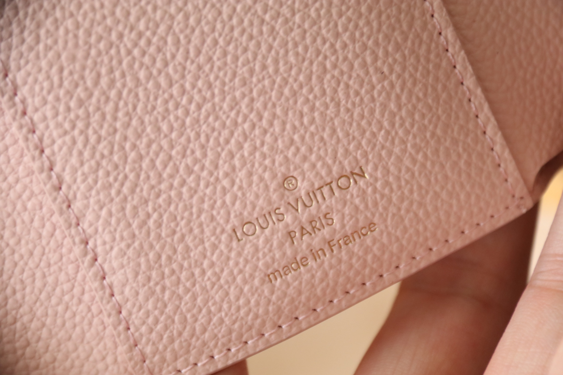 ルイ・ヴィトン ポルトフォイユ･ヴィクトリーヌ ウォレット