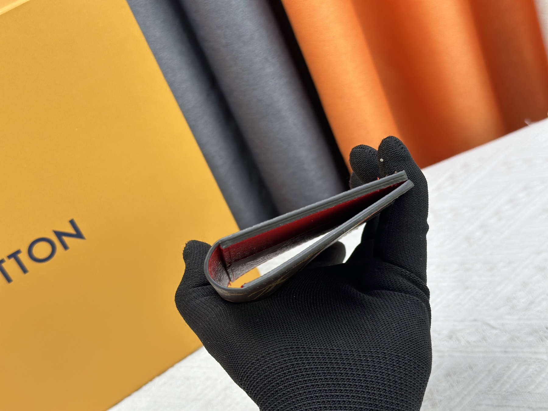 ルイ・ヴィトン パスポートカバー クーヴェルテュール･パスポール