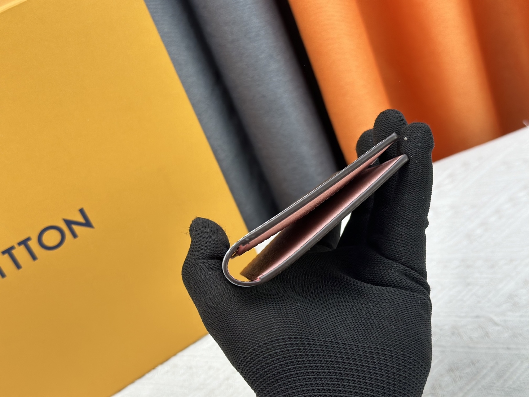 ルイ・ヴィトン パスポートカバー クーヴェルテュール･パスポール