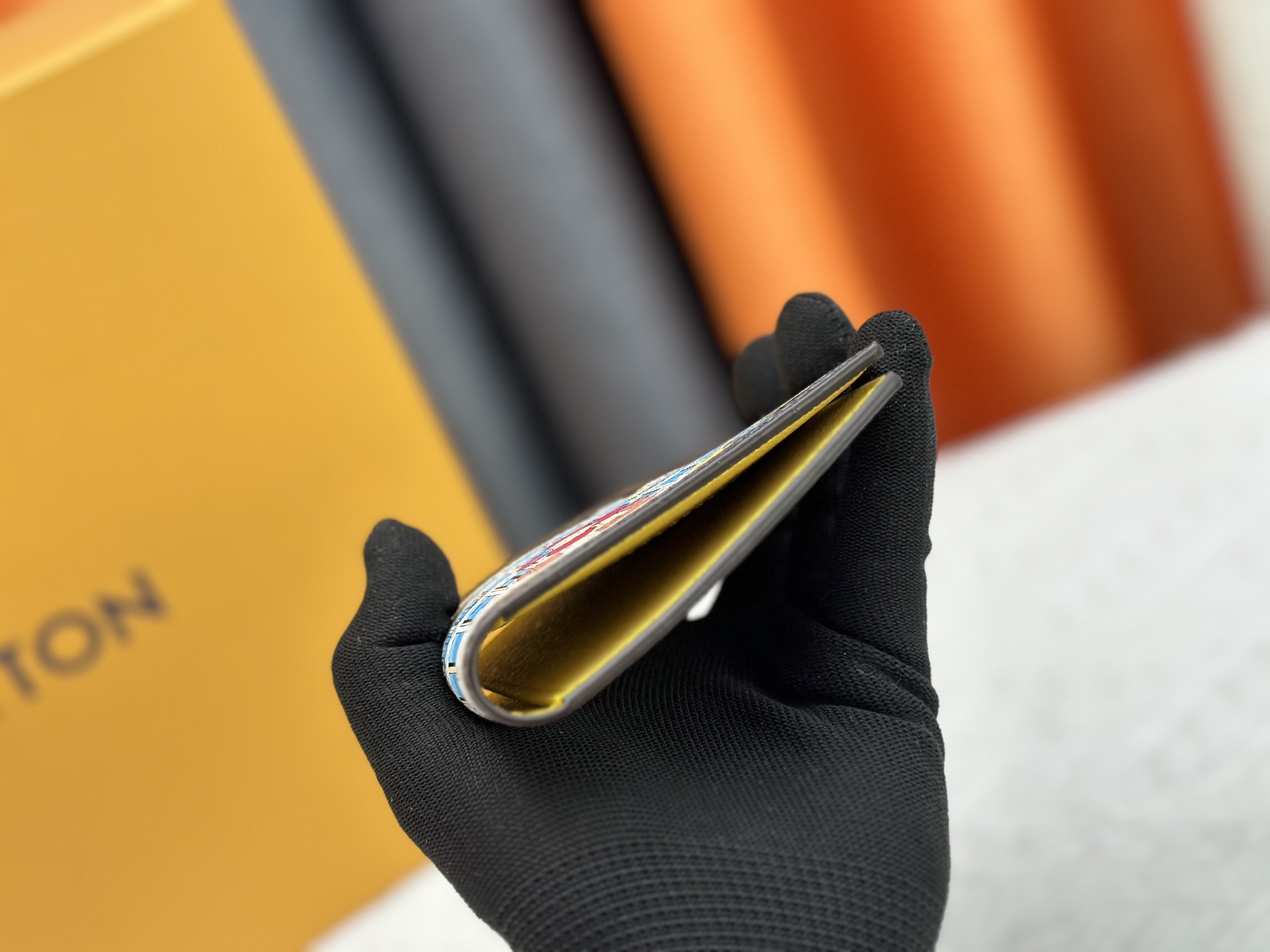 ルイ・ヴィトン パスポートカバー クーヴェルテュール･パスポール