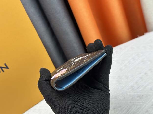 ルイ・ヴィトン パスポートカバー クーヴェルテュール･パスポール