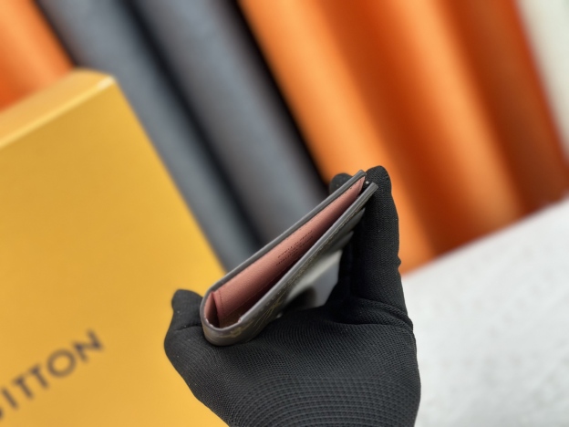 ルイ・ヴィトン パスポートカバー クーヴェルテュール･パスポール