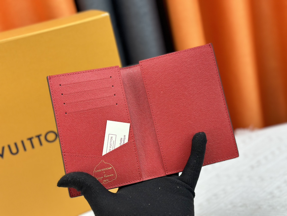 ルイ・ヴィトン パスポートカバー クーヴェルテュール･パスポール