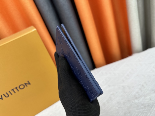 ルイ・ヴィトン パスポートカバー クーヴェルテュール･パスポール