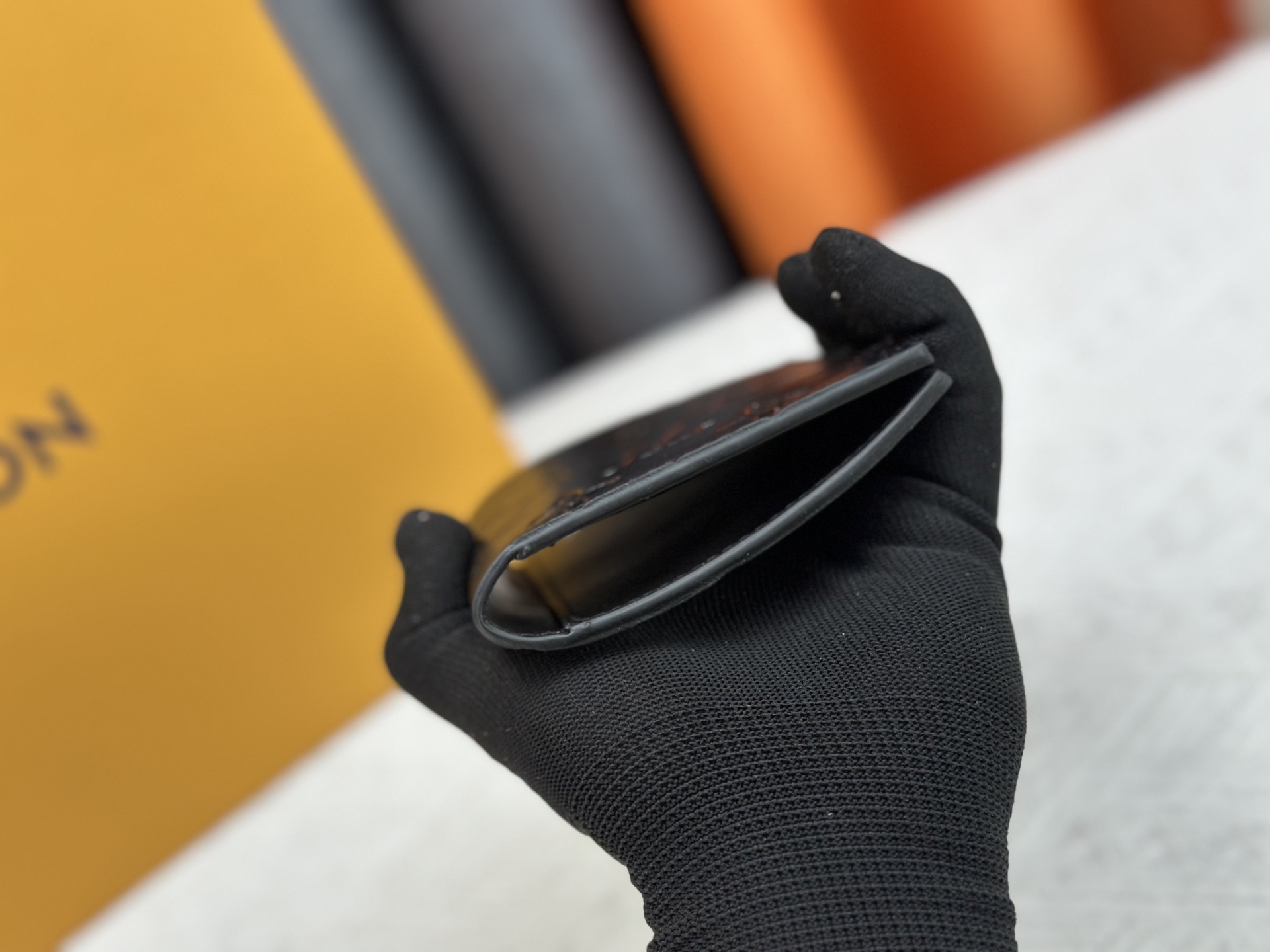 ルイ・ヴィトン パスポートカバー クーヴェルテュール･パスポール