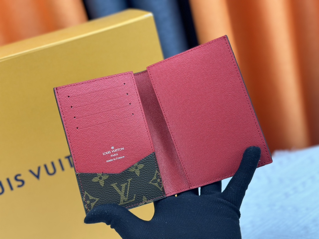 ルイ・ヴィトン パスポートカバー クーヴェルテュール･パスポール