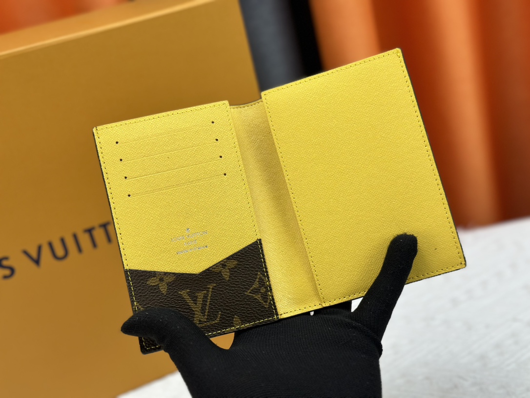 ルイ・ヴィトン パスポートカバー クーヴェルテュール･パスポール