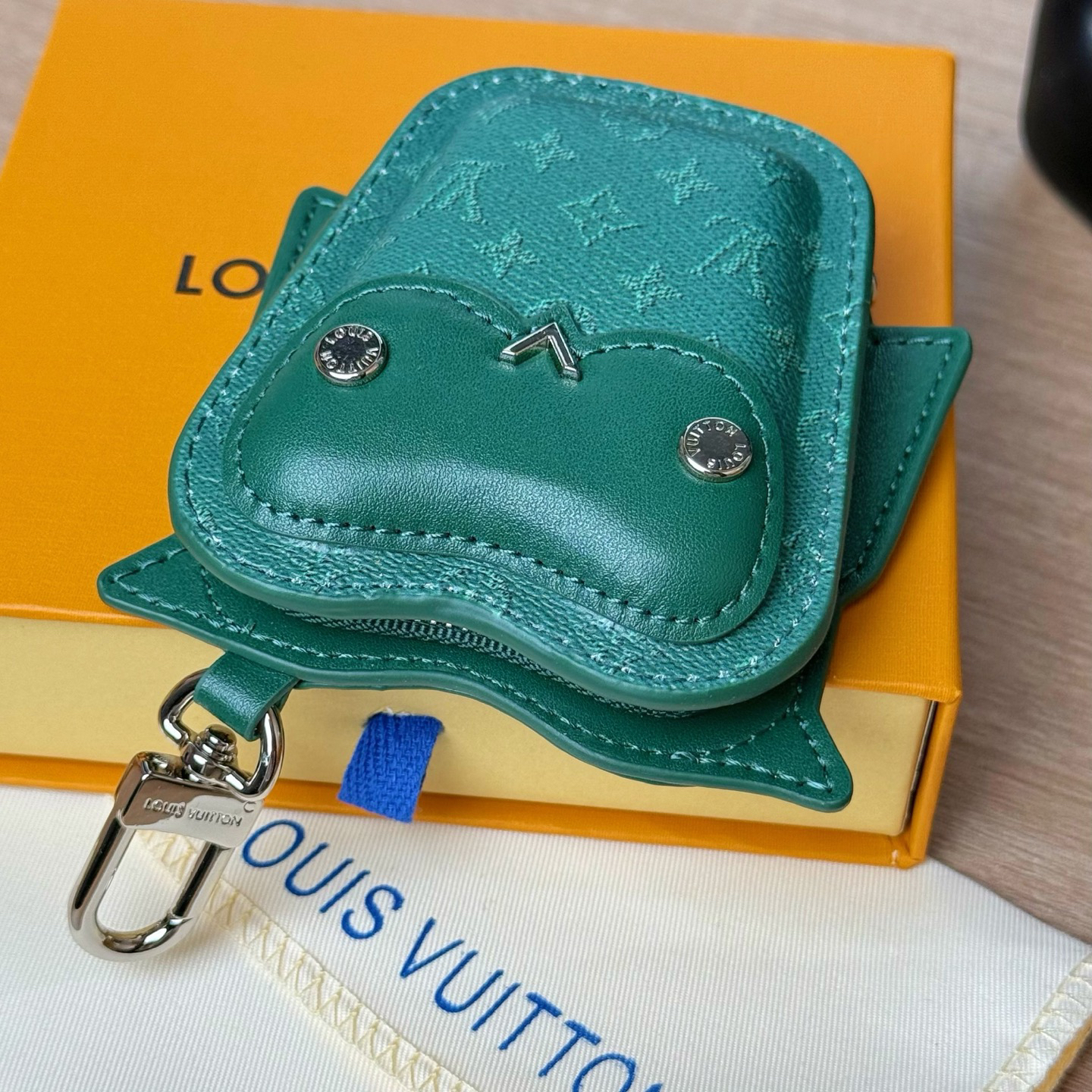 ルイ・ヴィトン バッグチャーム･LV オウル