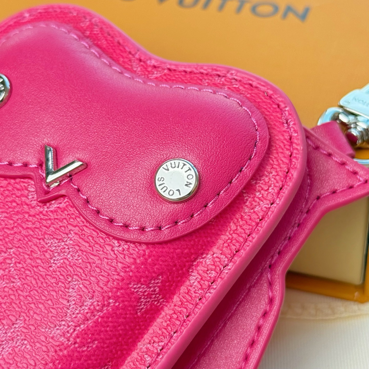 ルイ・ヴィトン バッグチャーム･LV オウル