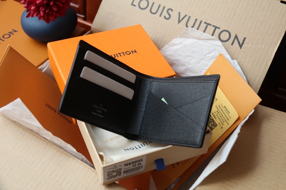 ルイ・ヴィトン ポルトフォイユ･ミュルティプル