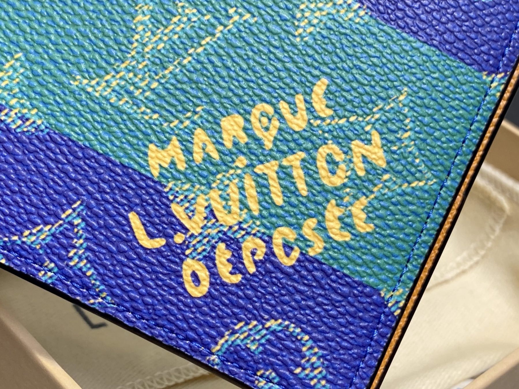 ルイ・ヴィトン ポルトフォイユ･ミュルティプル