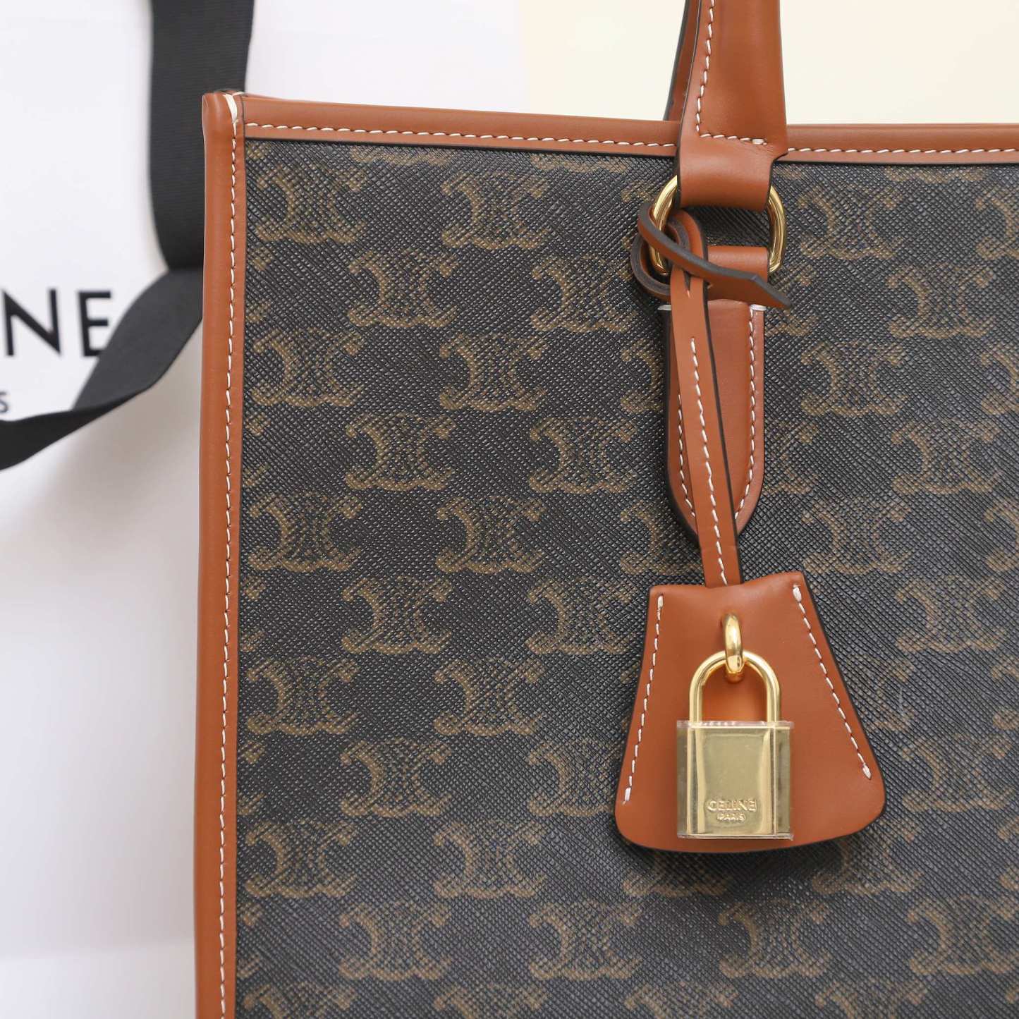 セリーヌ「Celine」CABAS TRIOMPHE モノグラム トートバッグ