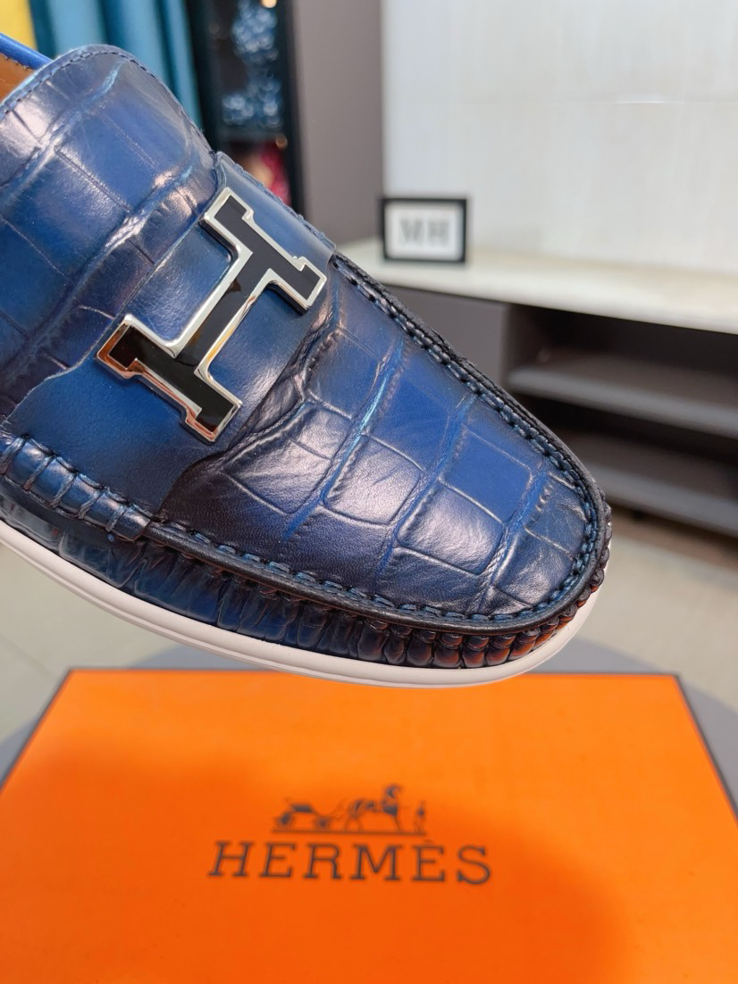 エルメス［Hermès］【カップルに大人気】 おしゃれなペアスニーカー