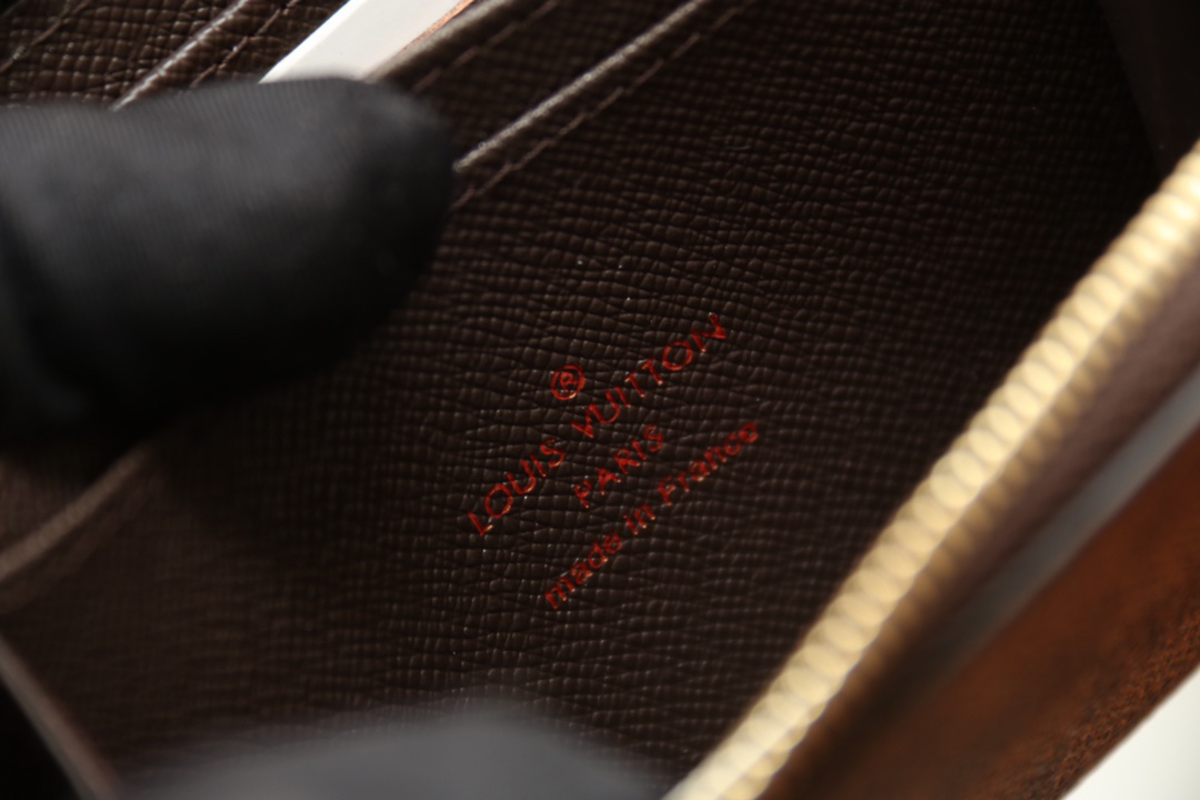 ルイ・ヴィトン ジッピー･コイン パース