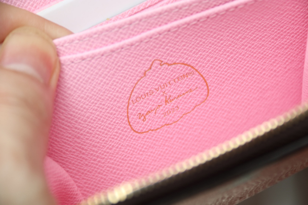 ルイ・ヴィトン「LV x TM」ジッピー･コイン パース