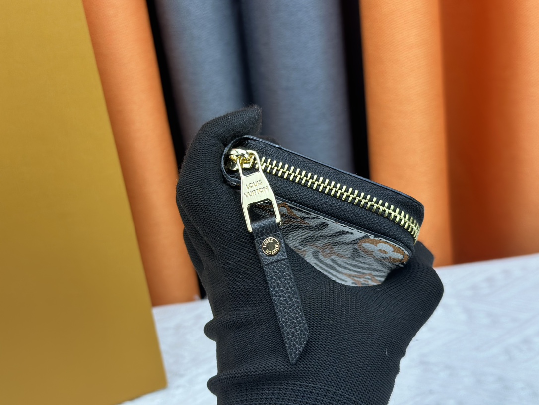 ルイ・ヴィトン ジッピー･コイン パース