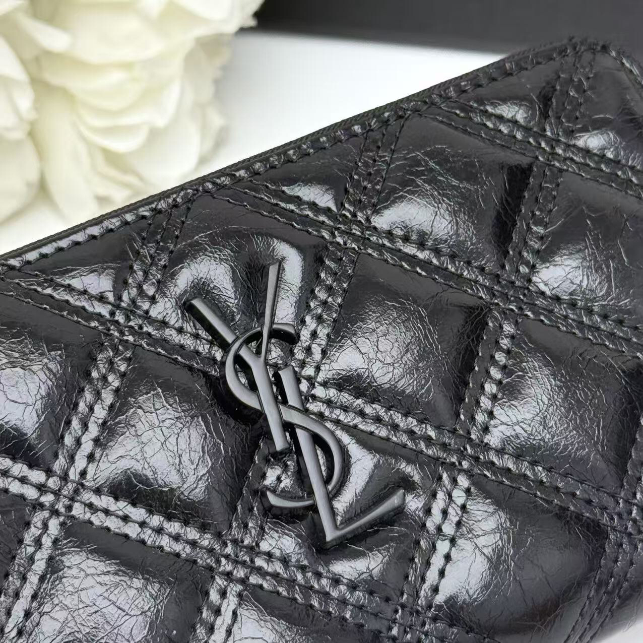サンローラン「Saint Laurent」ジッパーウォレット