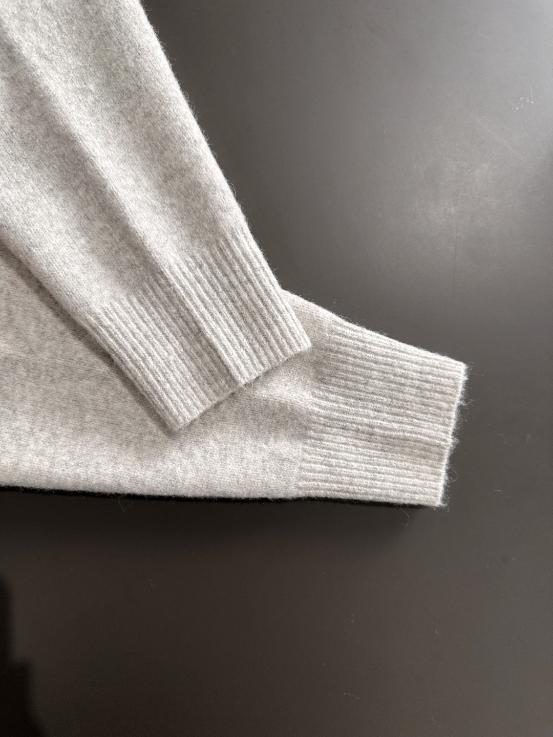 エルメス「Hermès」秋冬新作ラウンドネックスウェット