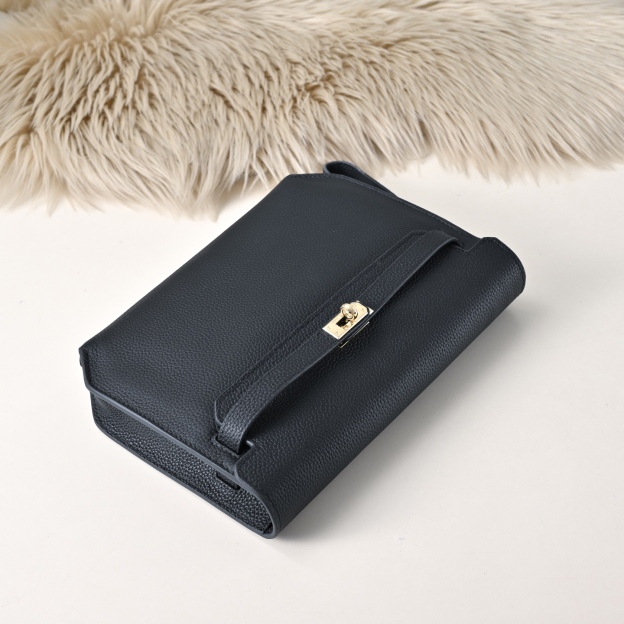 エルメス ケリー 22 ストーンパターンレザー バッグ「Kelly Depeches」