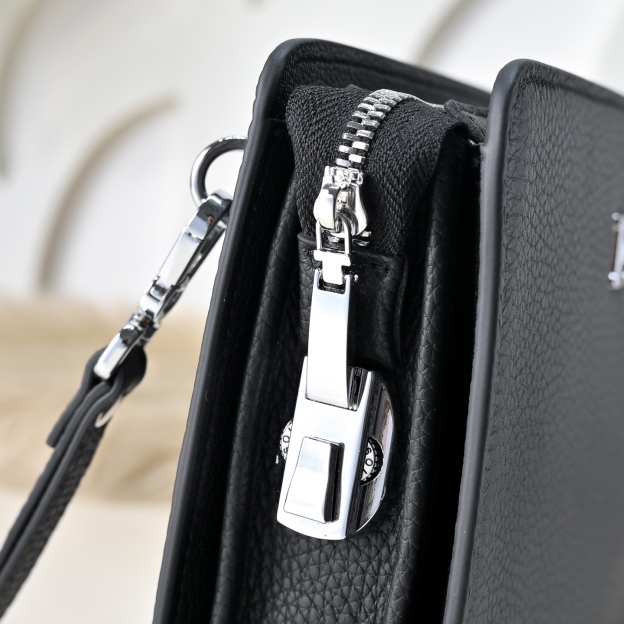 エルメス ジップ レザー クラッチバッグ