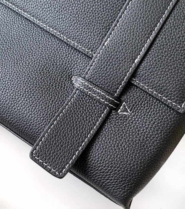 エルメス スティーブ ライト ジュニア メッセンジャーバッグ