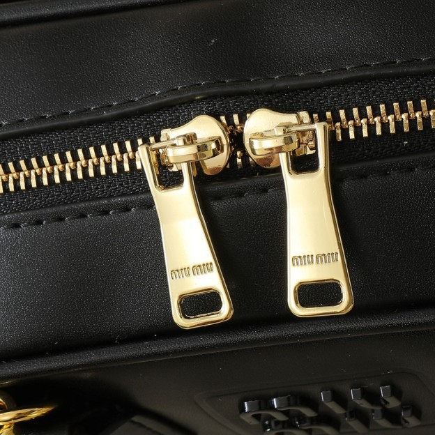 ミュウミュウ アルカディ レザー レギュラー/ラージバッグ「Arcadie Bag」